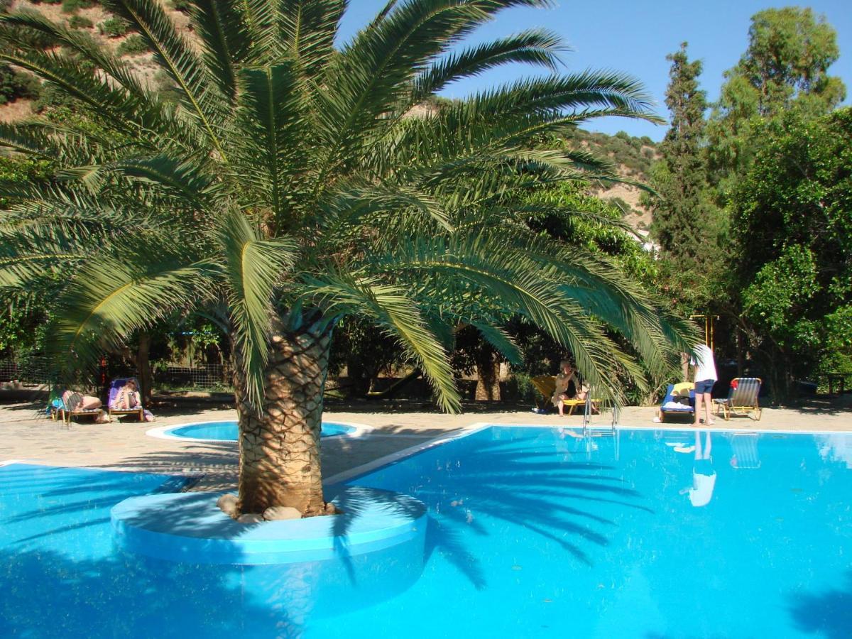 Hotel Neos Ikaros Agia Galini Exteriér fotografie