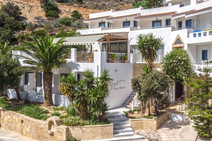 Hotel Neos Ikaros Agia Galini Exteriér fotografie