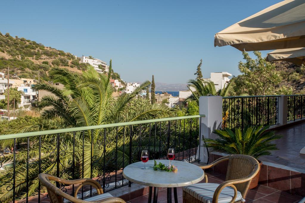 Hotel Neos Ikaros Agia Galini Exteriér fotografie