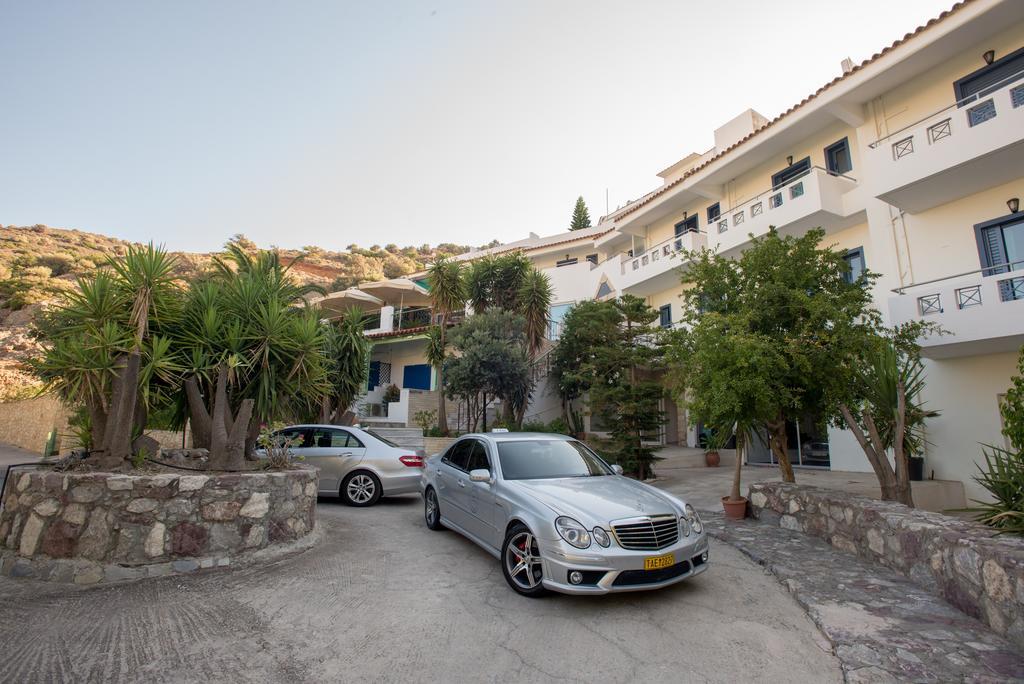 Hotel Neos Ikaros Agia Galini Exteriér fotografie